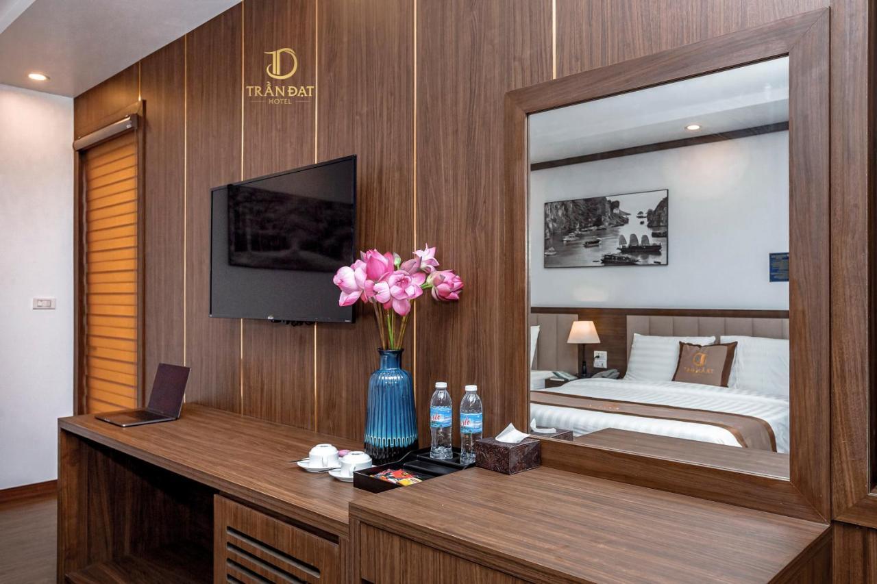 Tran Dat Hotel Ha Long Exterior foto